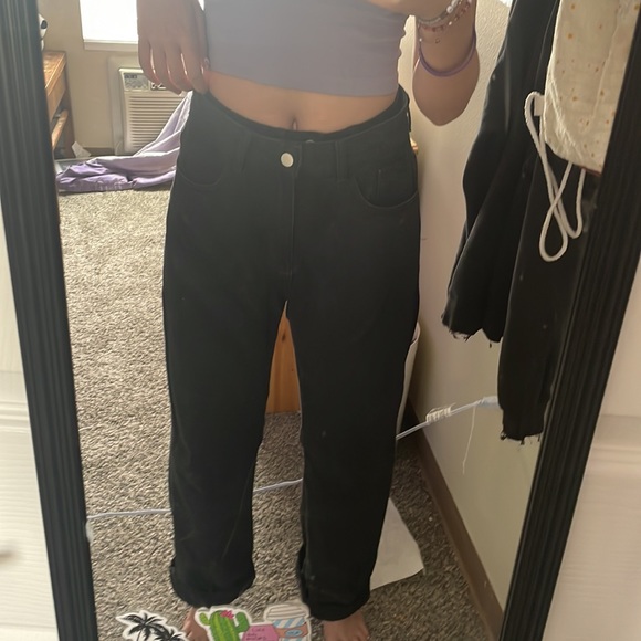 Simple, no rip, BAGGY, black jeans. - Picture 3 of 3